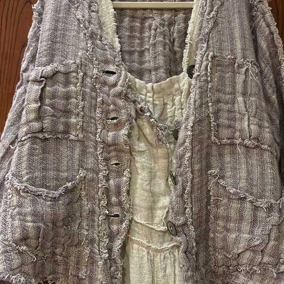 Authentic vintage, Magnolia Pearl overalls and Jacket not included - Picture 2 of 16